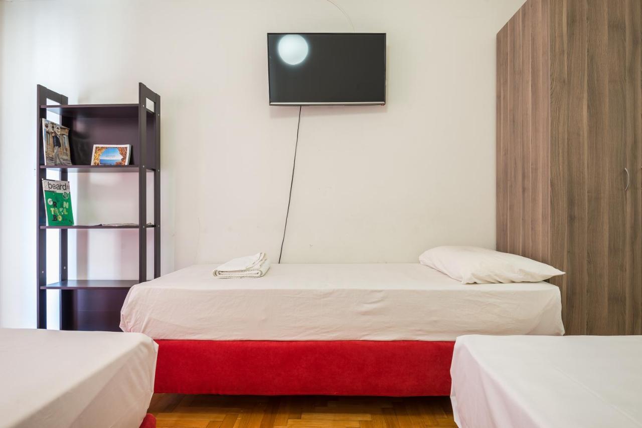 Victoria Apartment Athena Bagian luar foto