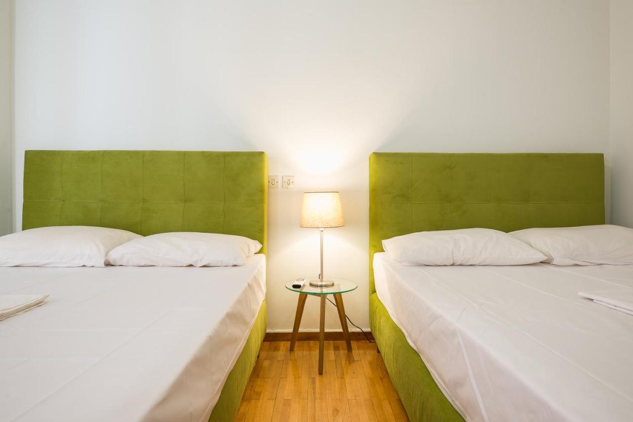 Victoria Apartment Athena Bagian luar foto